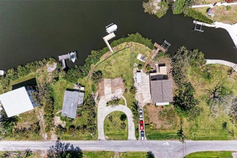 Land in Nokomis, Florida № 1616720 - photo 1