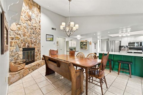 House in New Port Richey, Florida 4 bedrooms, 216.83 sq.m. № 2393914 - photo 16