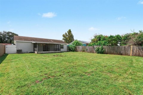 Casa en venta en Brandon, Florida, 3 dormitorios, 92.16 m2 № 2356372 - foto 15