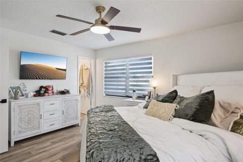 Villa ou maison à louer à Orlando, Floride: 4 chambres, 189.52 m2 № 2429145 - photo 16