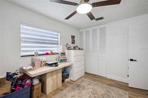 Villa ou maison à louer à Orlando, Floride: 4 chambres, 189.52 m2 № 2429145 - photo 20