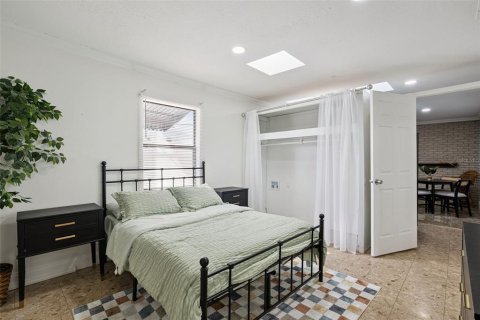 Villa ou maison à louer à Orlando, Floride: 4 chambres, 189.52 m2 № 2429145 - photo 28