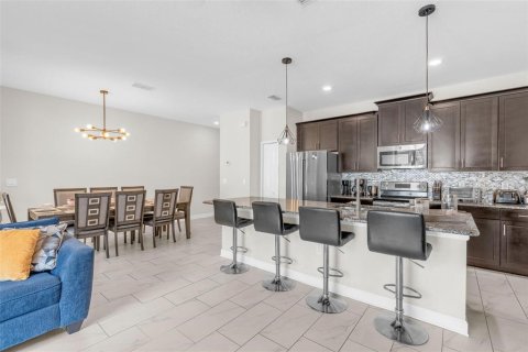 Touwnhouse à louer à Kissimmee, Floride: 4 chambres, 177.81 m2 № 2283906 - photo 6