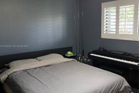 Touwnhouse à louer à Hollywood, Floride: 2 chambres, 115.29 m2 № 1999577 - photo 24