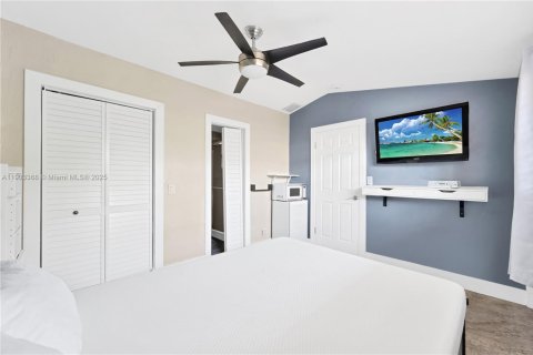 Casa en venta en Hallandale Beach, Florida, 3 dormitorios, 154.12 m2 № 1954382 - foto 10