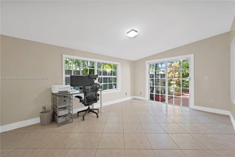 Casa en venta en Hallandale Beach, Florida, 3 dormitorios, 154.12 m2 № 1954382 - foto 19