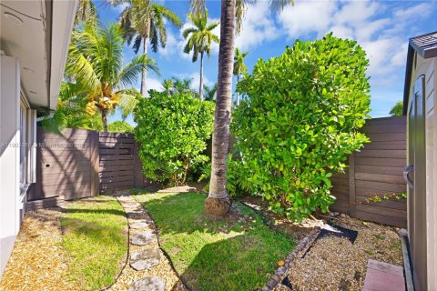 Casa en venta en Hallandale Beach, Florida, 3 dormitorios, 154.12 m2 № 1954382 - foto 23