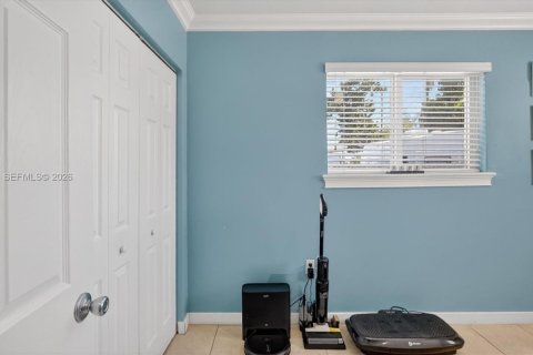 Villa ou maison à vendre à Miami, Floride: 4 chambres, 111.67 m2 № 2024783 - photo 20