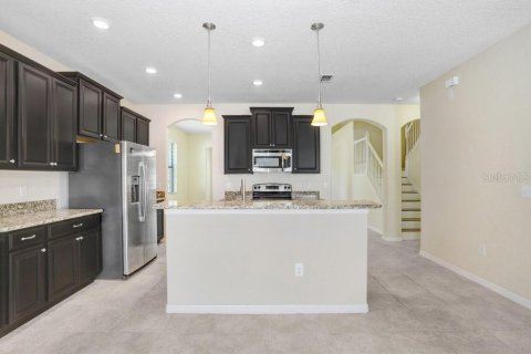 House in Riverview, Florida 5 bedrooms, 326.09 sq.m. № 1919152 - photo 11