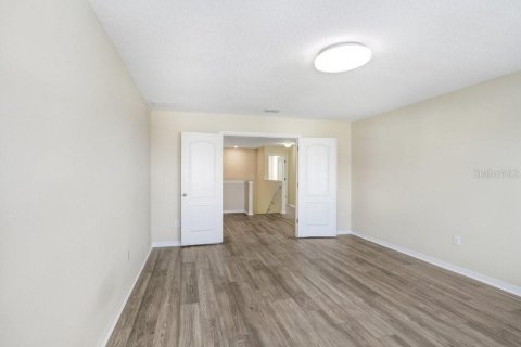 House in Riverview, Florida 5 bedrooms, 326.09 sq.m. № 1919152 - photo 21
