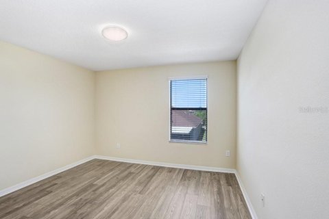 House in Riverview, Florida 5 bedrooms, 326.09 sq.m. № 1919152 - photo 23