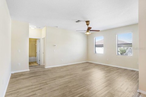 House in Riverview, Florida 5 bedrooms, 326.09 sq.m. № 1919152 - photo 15