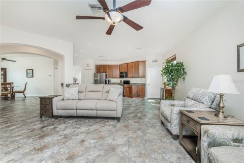 Villa ou maison à vendre à Rotonda, Floride: 3 chambres, 171.59 m2 № 2140887 - photo 3