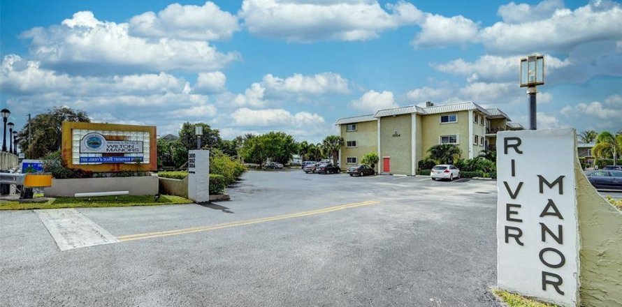 Condo in Wilton Manors, Florida, 2 bedrooms  № 1091691