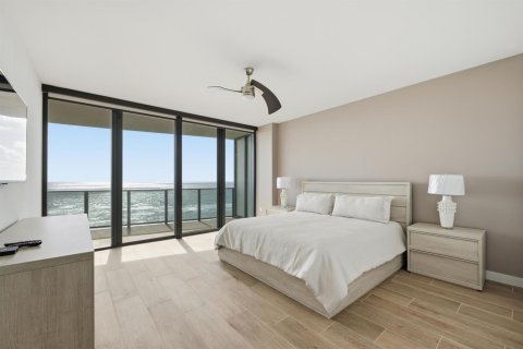 Copropriété à vendre à Pompano Beach, Floride: 3 chambres, 256.41 m2 № 2146542 - photo 20