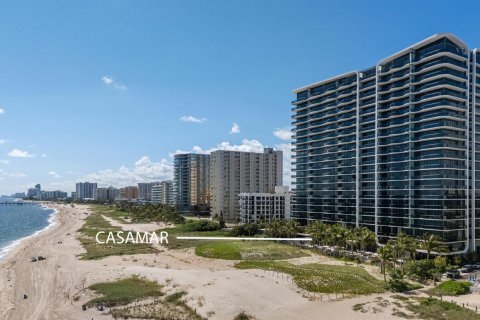 Condo à Pompano Beach, Floride, 3 chambres  № 2146542