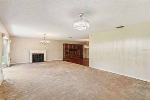 House in Plant City, Florida 4 bedrooms, 347.55 sq.m. № 1853248 - photo 4