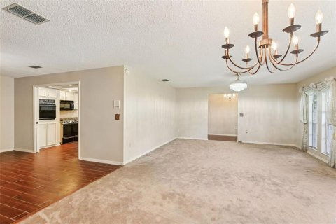 House in Plant City, Florida 4 bedrooms, 347.55 sq.m. № 1853248 - photo 2