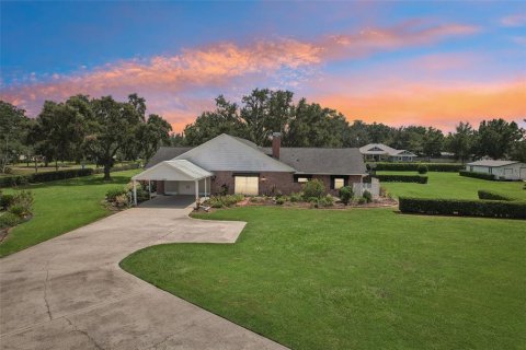 House in Plant City, Florida 4 bedrooms, 347.55 sq.m. № 1853248 - photo 21