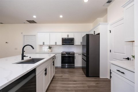 Купить виллу или дом в Палм-Кост, Флорида 4 комнаты, 227.89м2, № 2151842 - фото 5