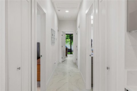 Duplex in Tampa, Florida 6 bedrooms, 251.95 sq.m. № 1662244 - photo 30