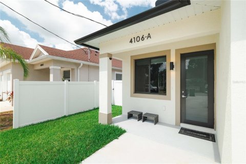 Duplex in Tampa, Florida 6 bedrooms, 251.95 sq.m. № 1662244 - photo 25