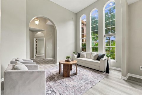 Villa ou maison à vendre à Orlando, Floride: 3 chambres, 216.46 m2 № 2412723 - photo 2