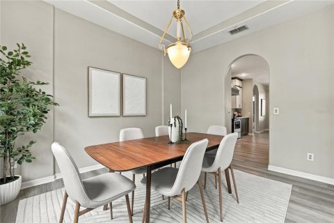 Villa ou maison à vendre à Orlando, Floride: 3 chambres, 216.46 m2 № 2412723 - photo 4