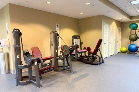 Condominio en alquiler en Miami, Florida, 2 dormitorios, 112.32 m2 № 1993659 - foto 7