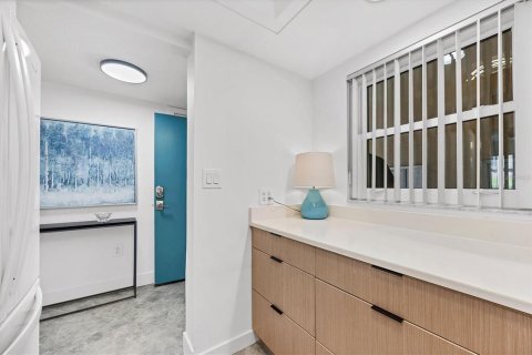 Купить кондоминиум в Сарасота, Флорида 7 комнат, 72.46м2, № 1899197 - фото 20