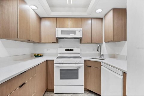 Купить кондоминиум в Сарасота, Флорида 7 комнат, 72.46м2, № 1899197 - фото 18