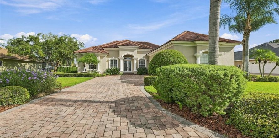 Casa en Winter Haven, Florida 5 dormitorios, 270.9 m2 № 2385795