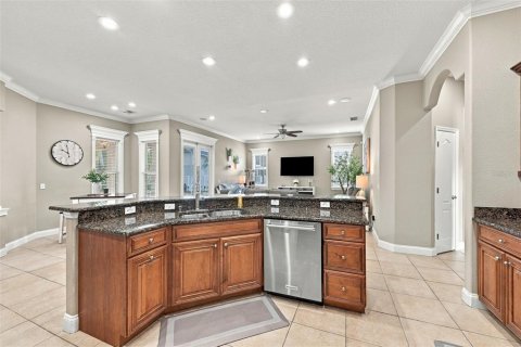 Casa en venta en Winter Haven, Florida, 5 dormitorios, 270.9 m2 № 2385795 - foto 25