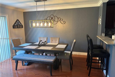 Купить виллу или дом в Санрайз, Флорида 3 спальни, 160.44м2, № 2001970 - фото 2