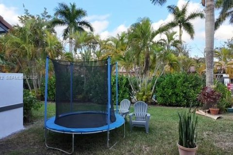 Villa ou maison à vendre à Sunrise, Floride: 3 chambres, 160.44 m2 № 2001970 - photo 12