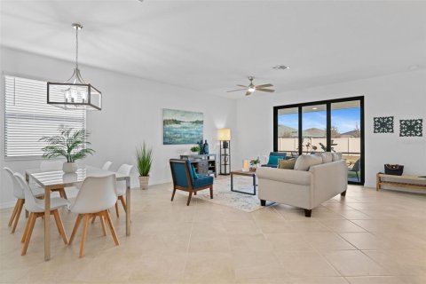 Casa en venta en Port Charlotte, Florida, 3 dormitorios, 170.94 m2 № 2215913 - foto 5
