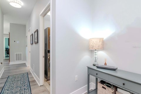 Condo in Tampa, Florida, 3 bedrooms  № 1560717 - photo 2