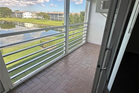 Copropriété à louer à Boca Raton, Floride: 1 chambre, 66.89 m2 № 1997242 - photo 12