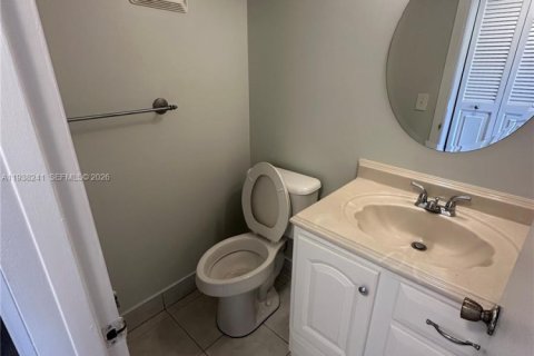 Copropriété à louer à Boca Raton, Floride: 1 chambre, 66.89 m2 № 1997242 - photo 8