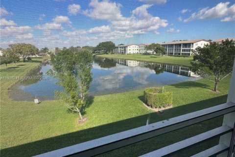 Copropriété à louer à Boca Raton, Floride: 1 chambre, 66.89 m2 № 1997242 - photo 11