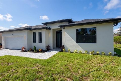 Villa ou maison à North Port, Floride 4 chambres, 223.06 m2 № 2291093