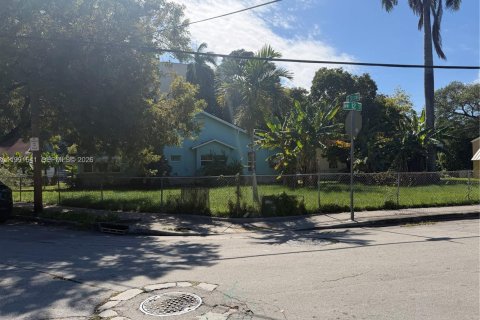 Commercial property in Miami, Florida № 2168221 - photo 5
