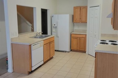 Touwnhouse à louer à Lakewood Ranch, Floride: 2 chambres, 107.77 m2 № 1912990 - photo 4