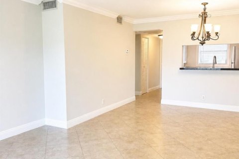 Copropriété à louer à Boca Raton, Floride: 2 chambres, 79.62 m2 № 2357192 - photo 9