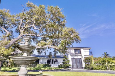 House in St. Lucie, Florida 6 bedrooms, 496.28 sq.m. № 2000040