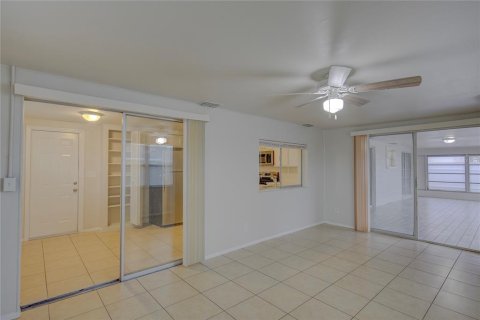 Casa en venta en Holiday, Florida, 2 dormitorios, 157.75 m2 № 1563846 - foto 11