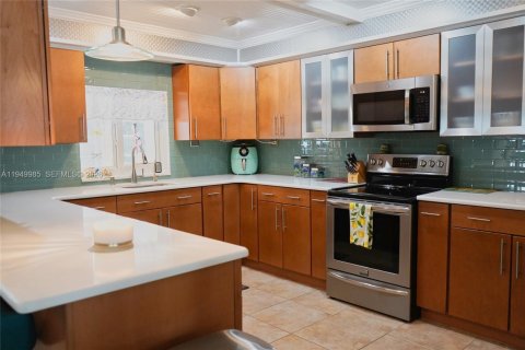 Casa en venta en Homestead, Florida, 5 dormitorios, 258.73 m2 № 2244273 - foto 26