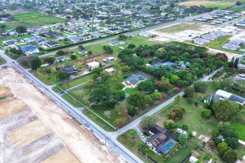 Casa en venta en Homestead, Florida, 5 dormitorios, 258.73 m2 № 2244273 - foto 4
