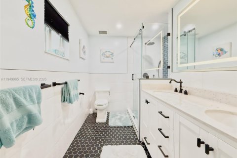 Casa en venta en Homestead, Florida, 5 dormitorios, 258.73 m2 № 2244273 - foto 22