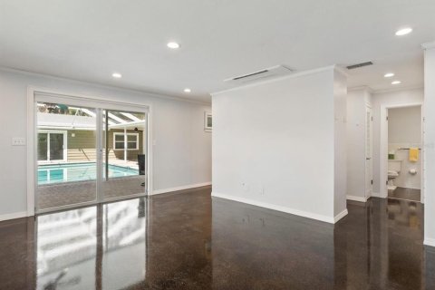 House in Sarasota, Florida 4 bedrooms, 301.93 sq.m. № 1734811 - photo 25